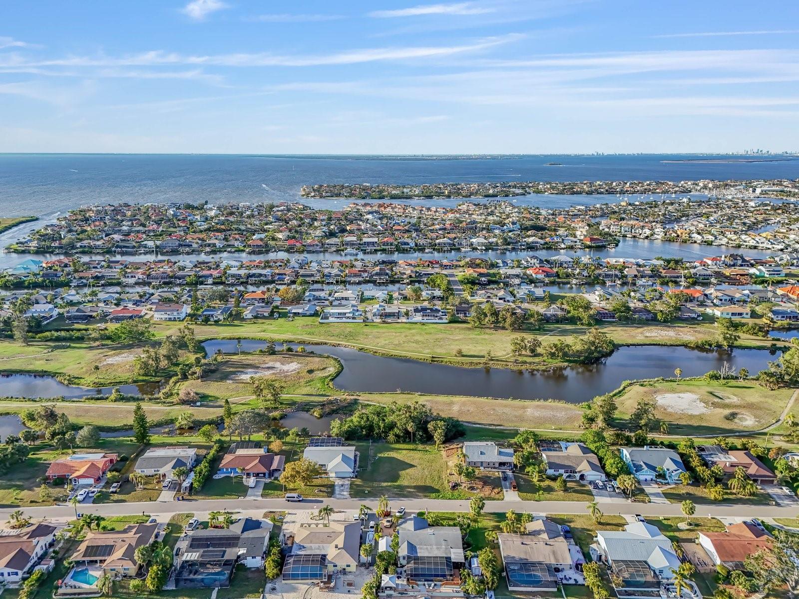 901 EAGLE LN, APOLLO BEACH, FL, 33572