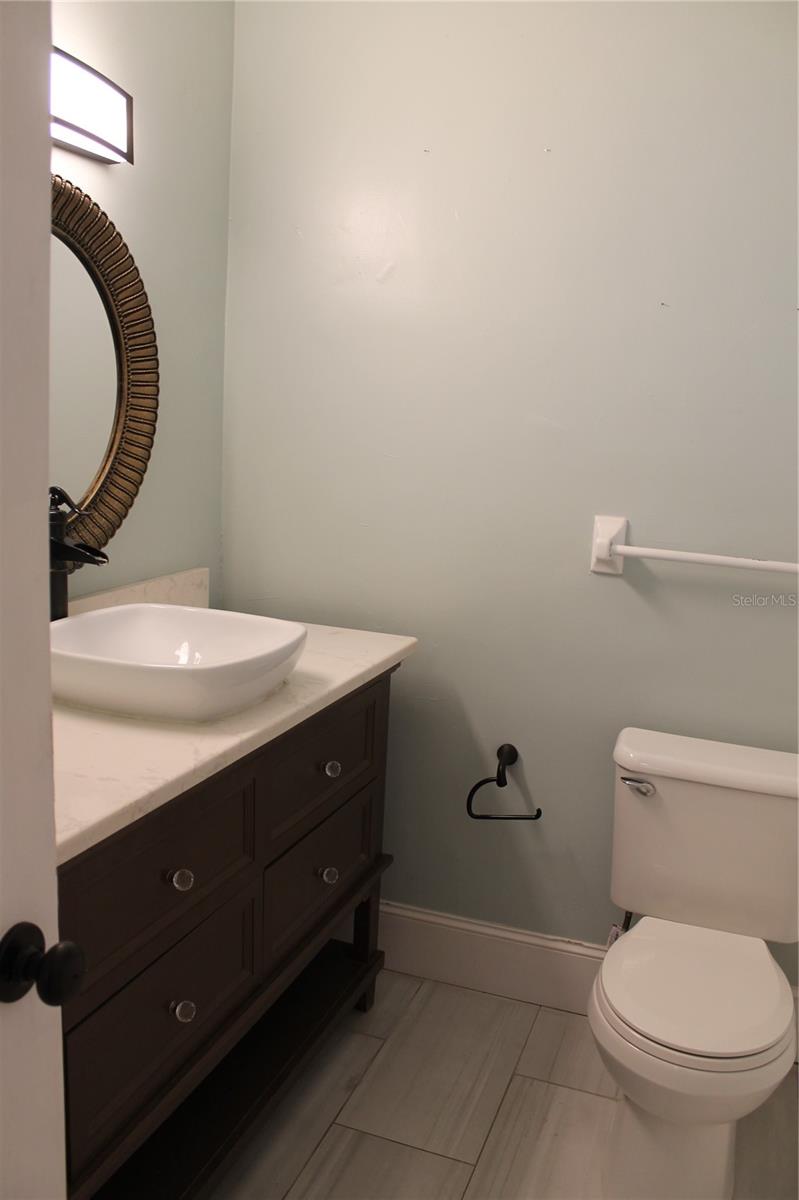 1196 ANGLE RD #B, DUNEDIN, FL, 34698