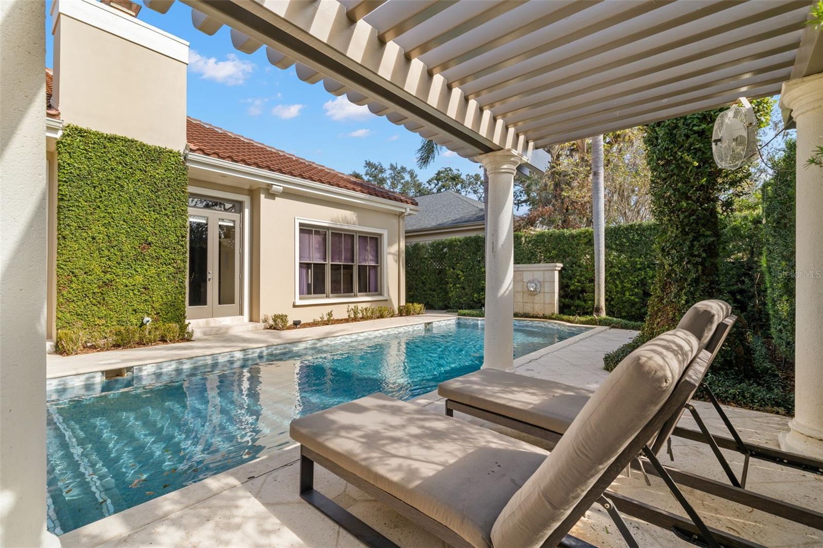 4520 W WOODMERE RD, TAMPA, FL, 33609
