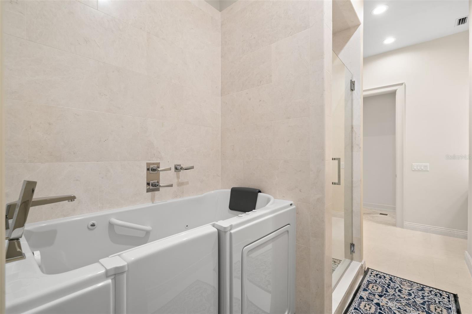 4520 W WOODMERE RD, TAMPA, FL, 33609