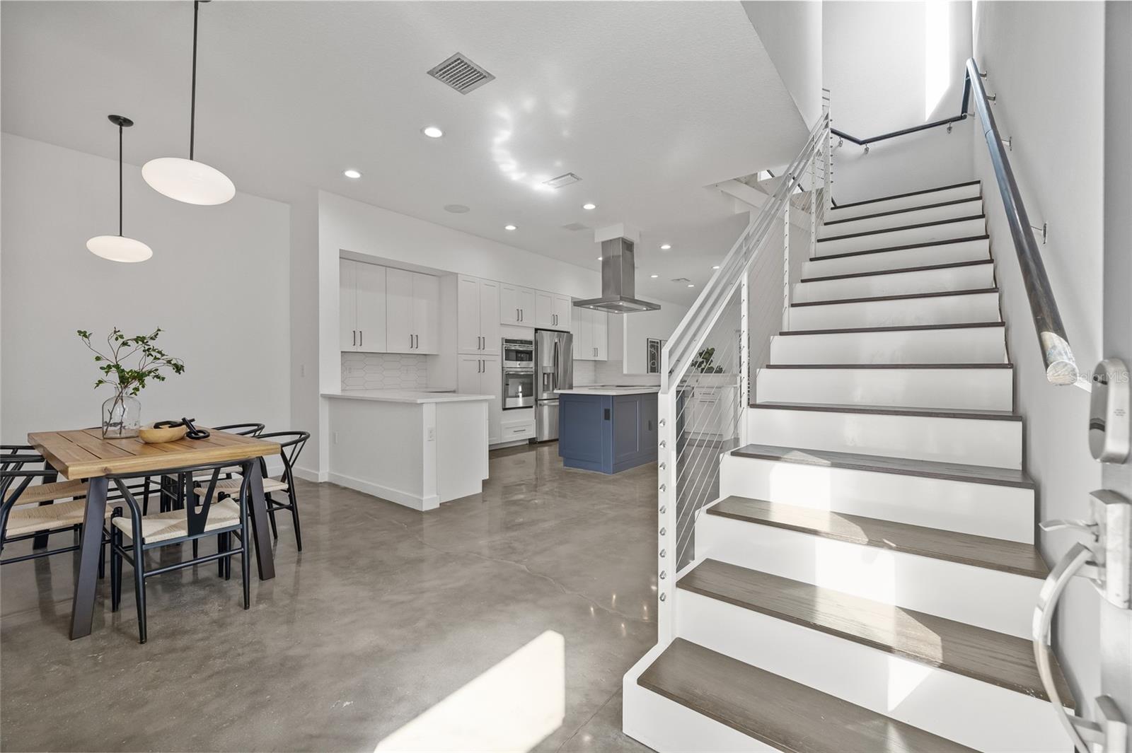 2705 W HORATIO ST #2, TAMPA, FL, 33609