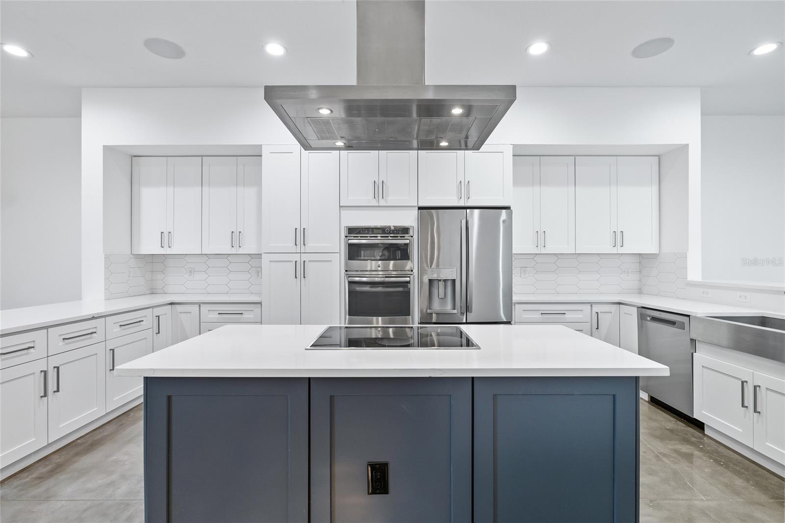 2705 W HORATIO ST #2, TAMPA, FL, 33609