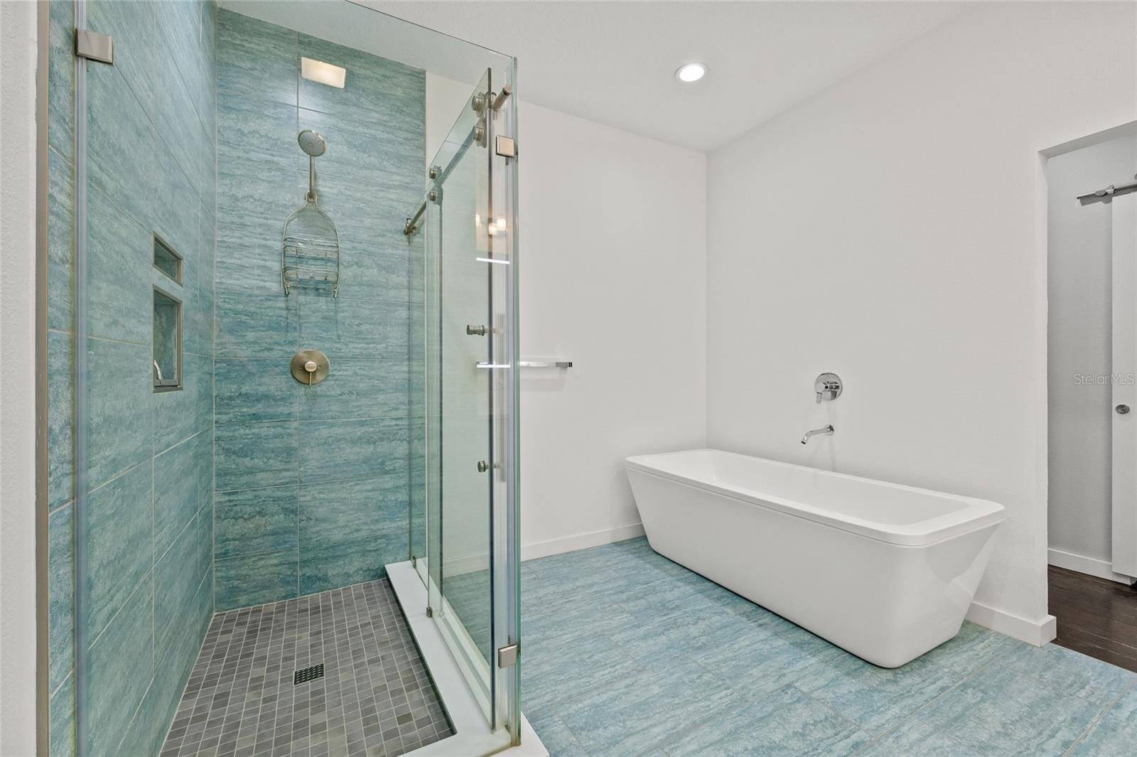 2705 W HORATIO ST #2, TAMPA, FL, 33609