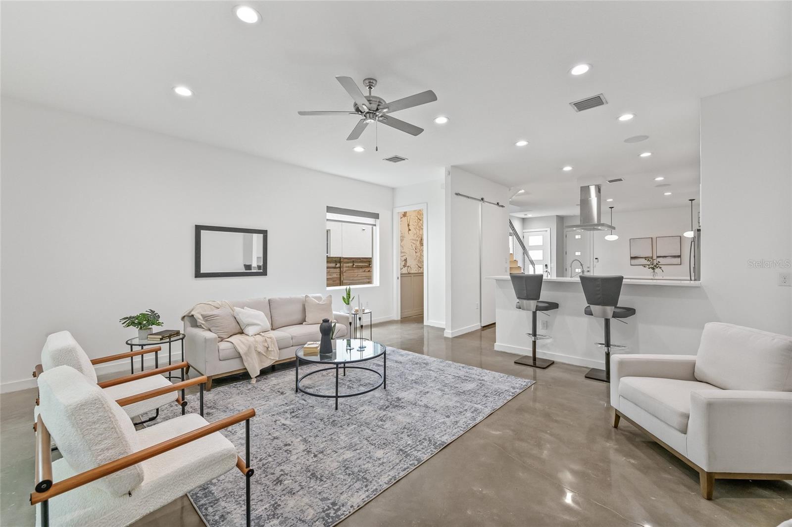 2705 W HORATIO ST #2, TAMPA, FL, 33609