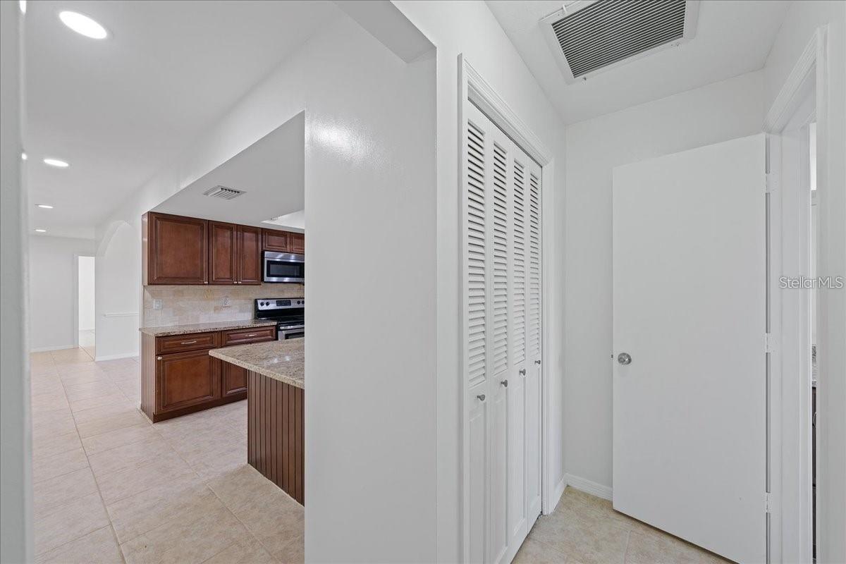 3803 PIN OAKS ST, SARASOTA, FL, 34232