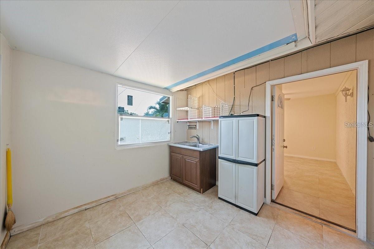 3803 PIN OAKS ST, SARASOTA, FL, 34232