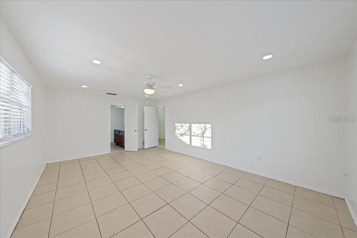 3803 PIN OAKS ST, SARASOTA, FL, 34232