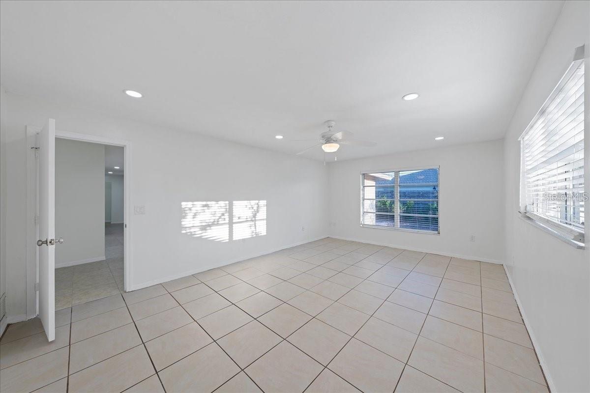 3803 PIN OAKS ST, SARASOTA, FL, 34232
