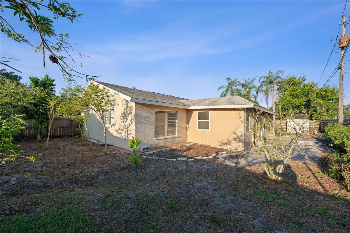 3803 PIN OAKS ST, SARASOTA, FL, 34232