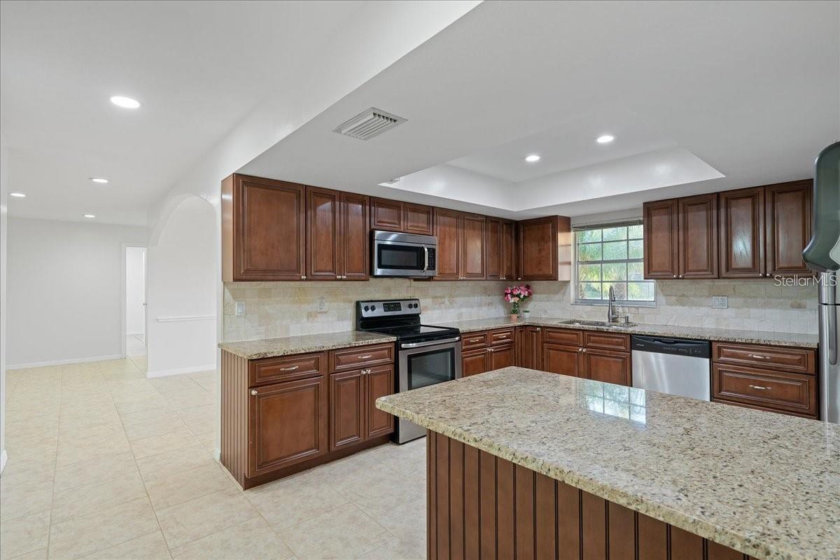 3803 PIN OAKS ST, SARASOTA, FL, 34232