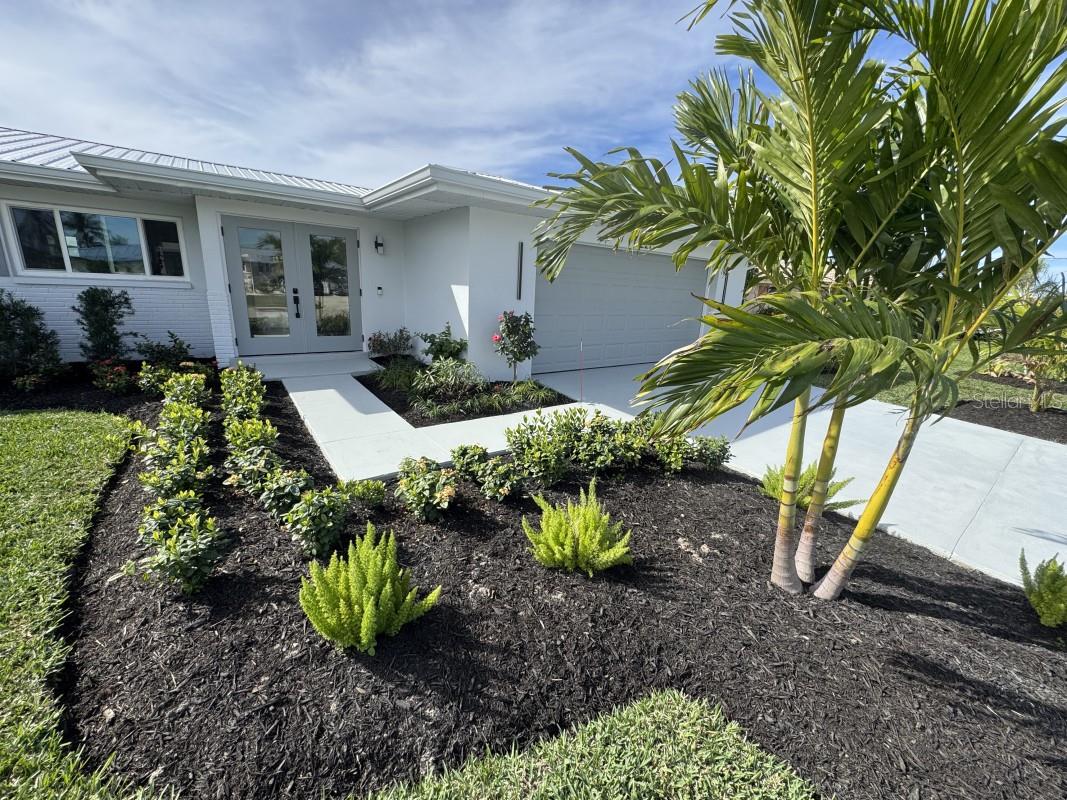 221 SORRENTO CT, PUNTA GORDA, FL, 33950