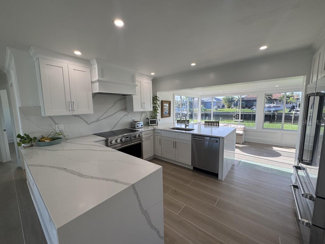 221 SORRENTO CT, PUNTA GORDA, FL, 33950