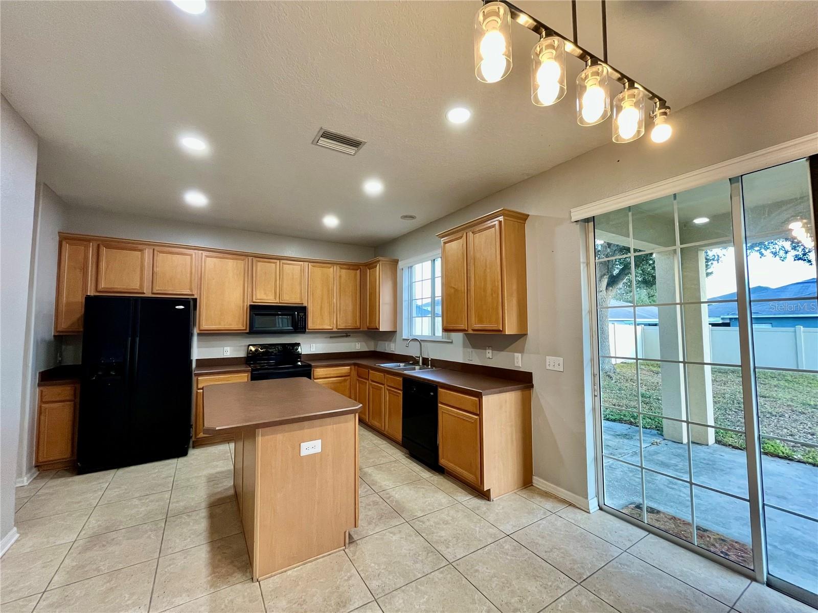 2504 PRESERVE CT, MULBERRY, FL, 33860