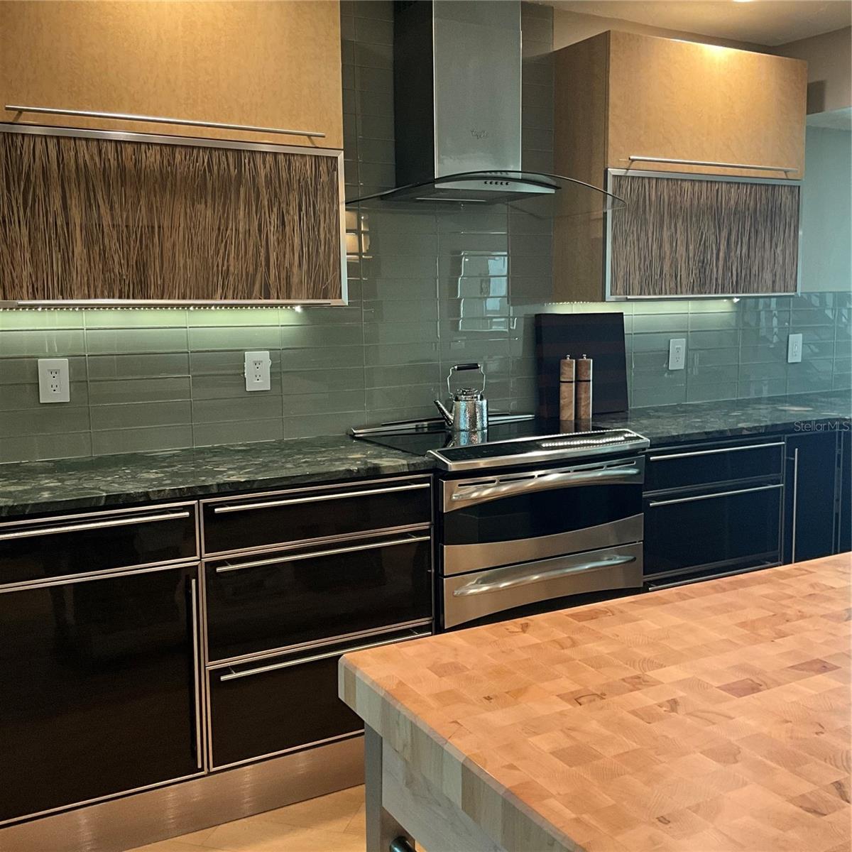 1323 LANDINGS DR #12, SARASOTA, FL, 34231