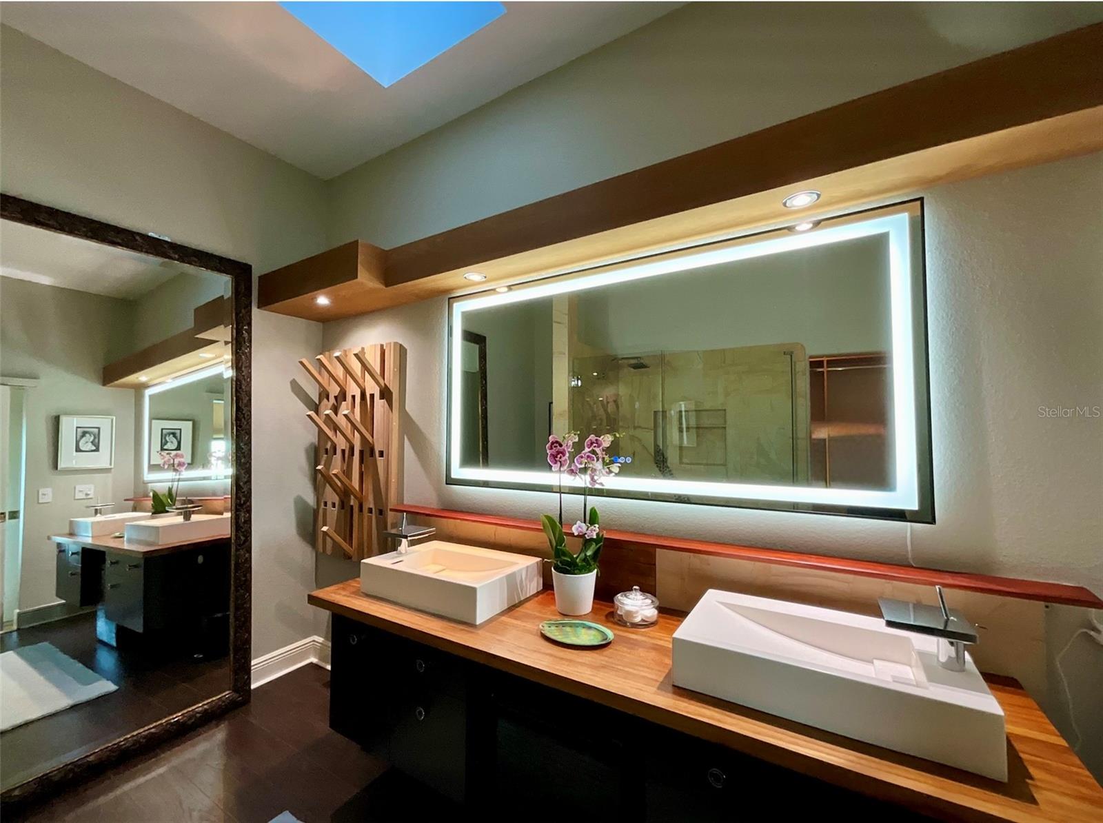 1323 LANDINGS DR #12, SARASOTA, FL, 34231