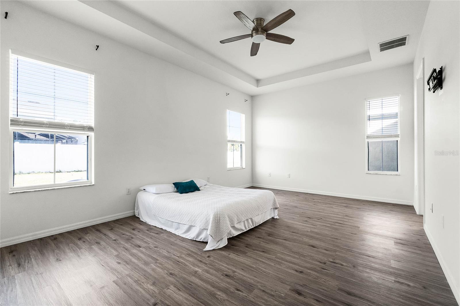 3210 BAYFLOWER AVE, HARMONY, FL, 34773