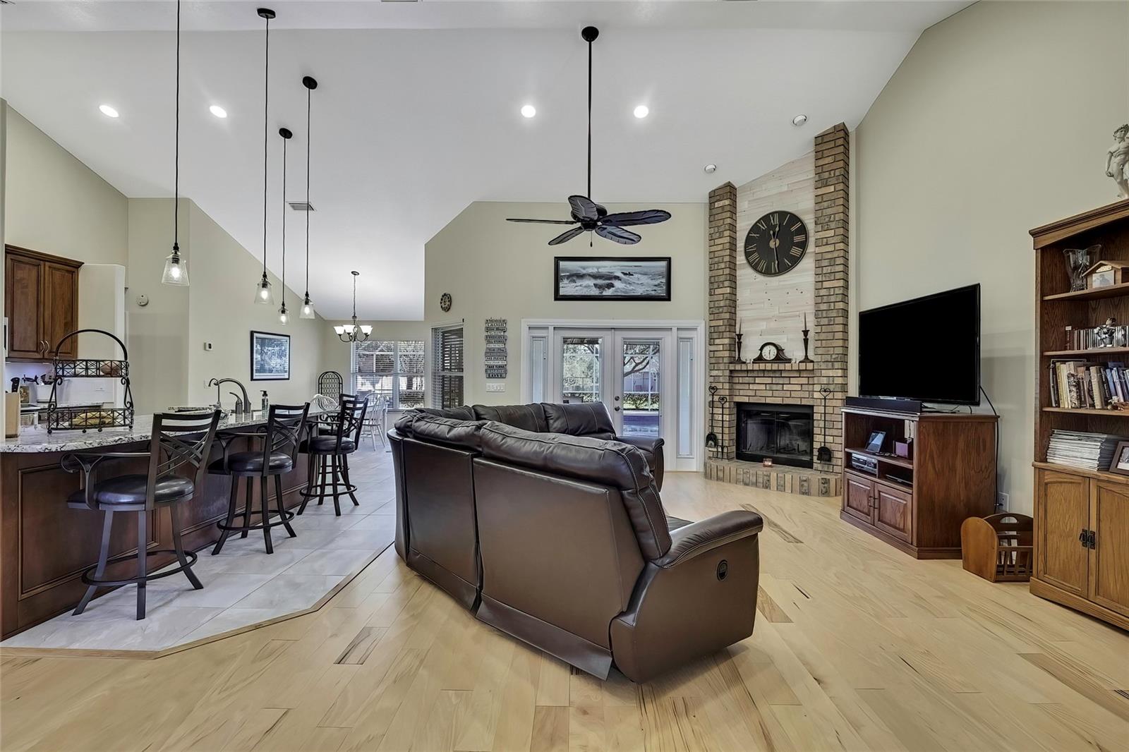19505 COACHLIGHT WAY, LUTZ, FL, 33549
