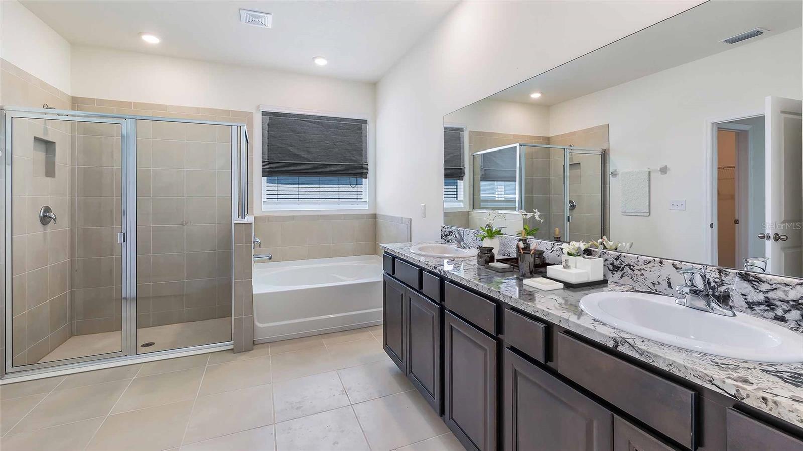 10597 BRIDGEGATE HEIGHTS LOOP, SAN ANTONIO, FL, 33576