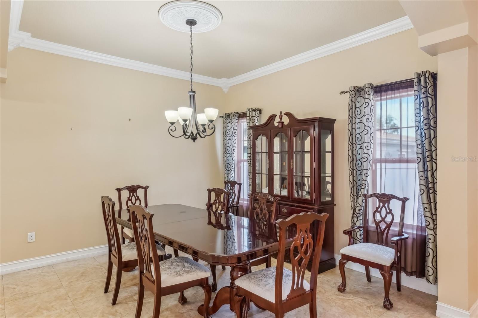 5269 61ST WAY N, KENNETH CITY, FL, 33709