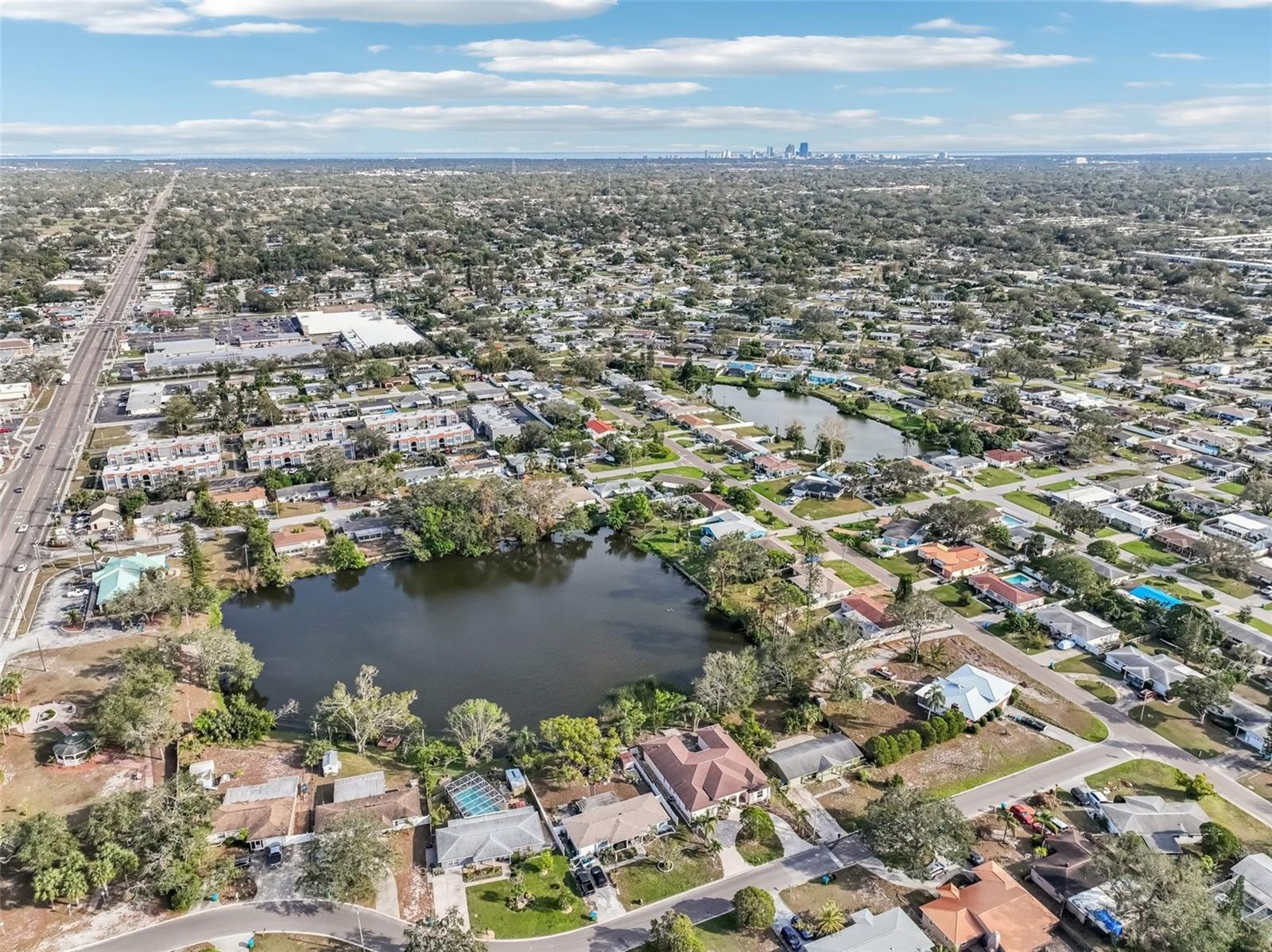 5269 61ST WAY N, KENNETH CITY, FL, 33709