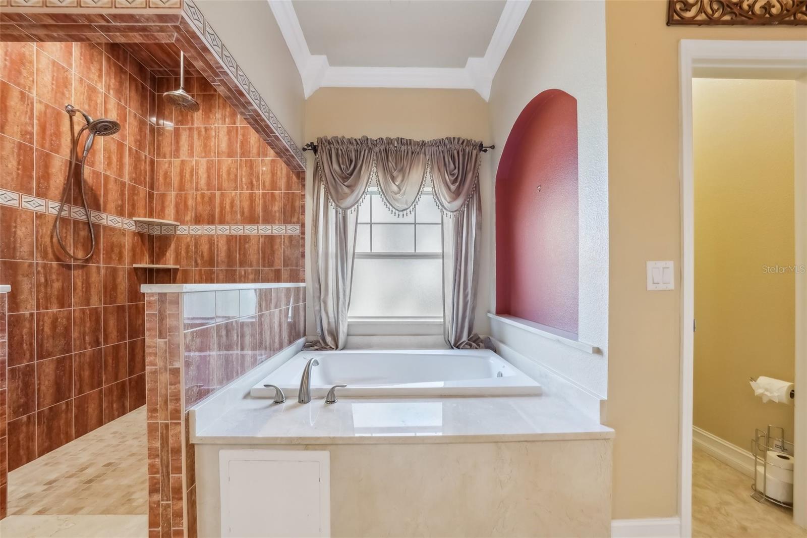 5269 61ST WAY N, KENNETH CITY, FL, 33709
