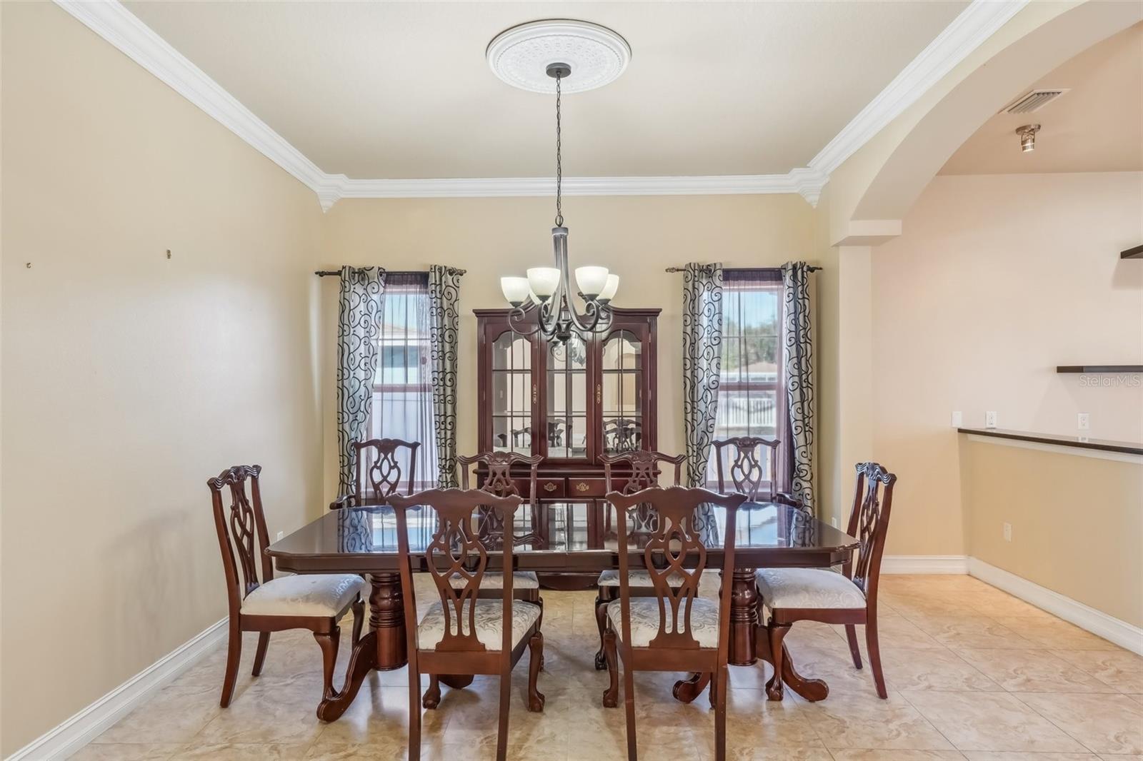 5269 61ST WAY N, KENNETH CITY, FL, 33709