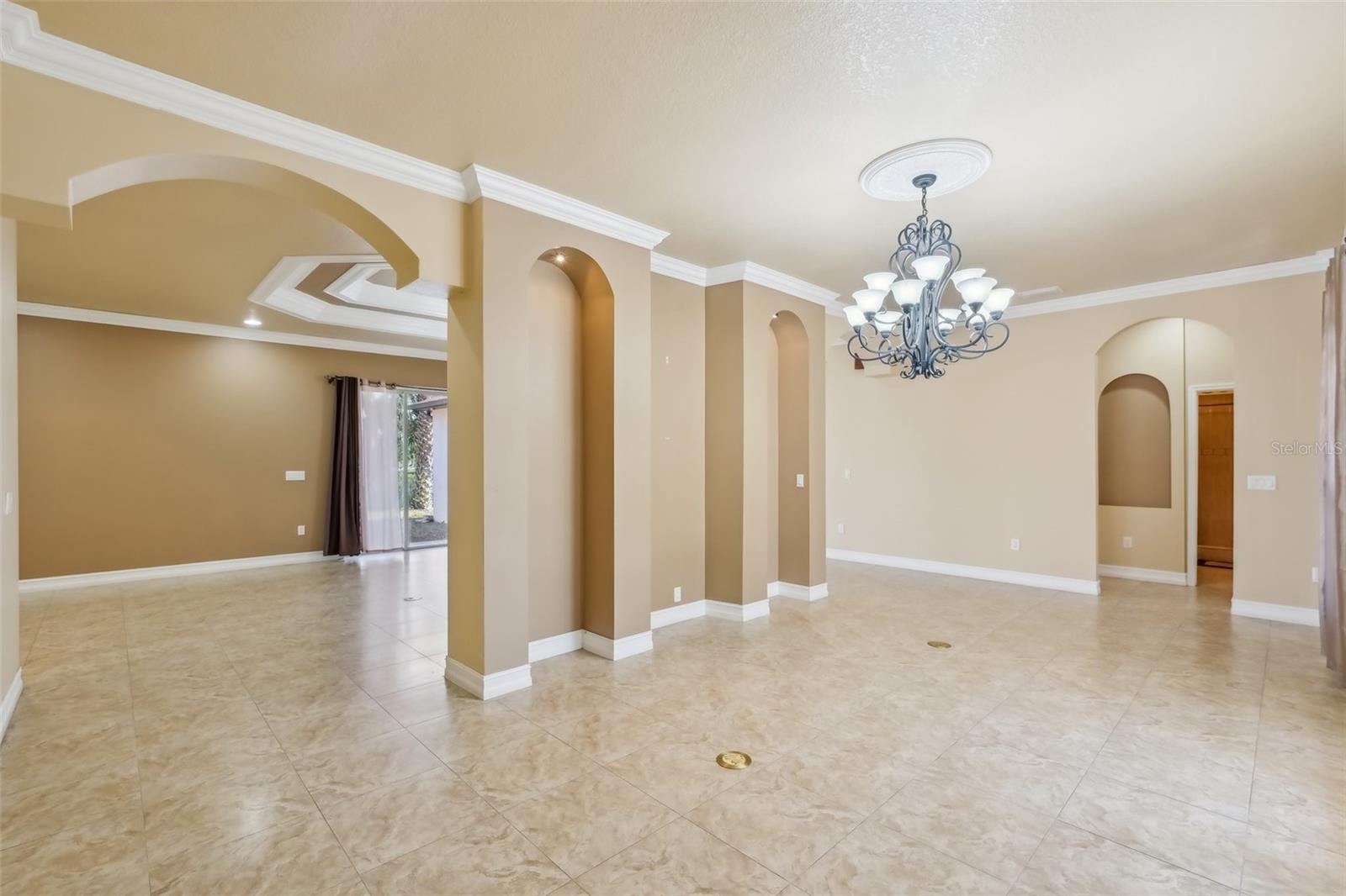 5269 61ST WAY N, KENNETH CITY, FL, 33709