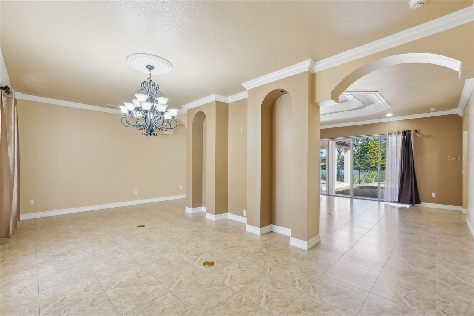5269 61ST WAY N, KENNETH CITY, FL, 33709
