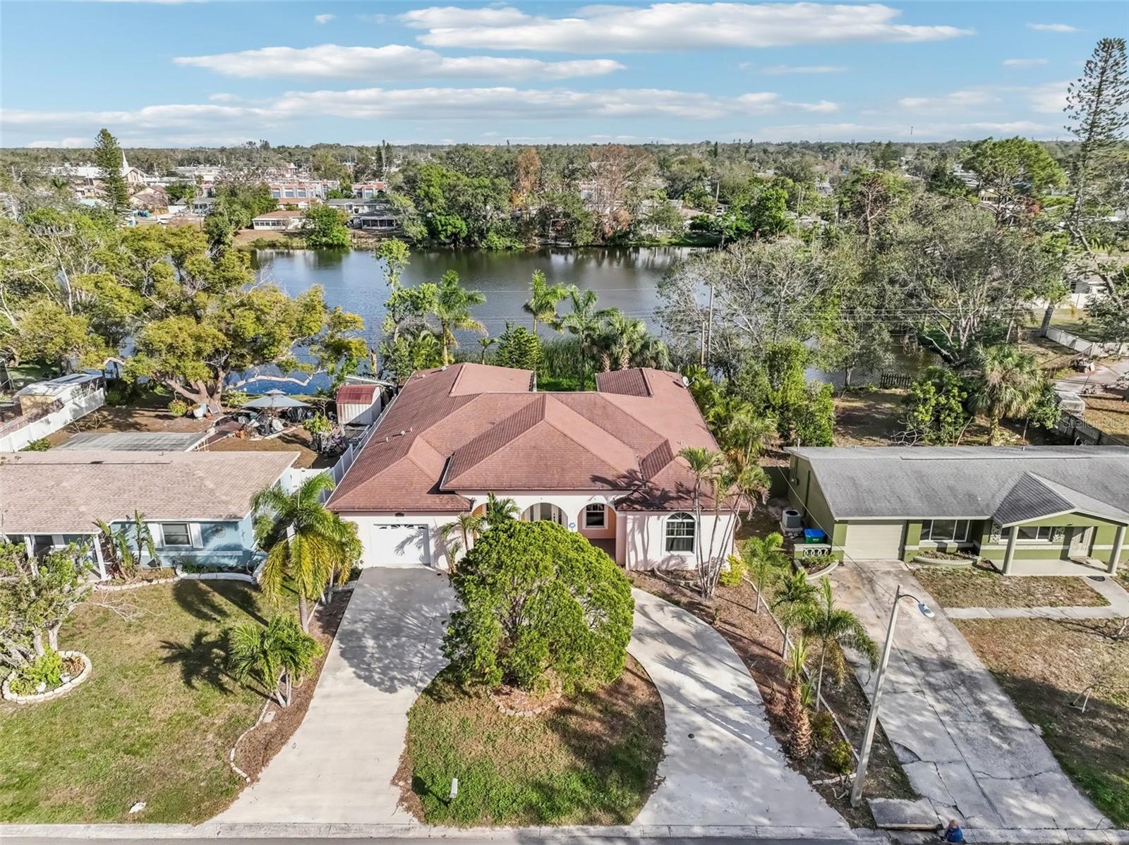 5269 61ST WAY N, KENNETH CITY, FL, 33709