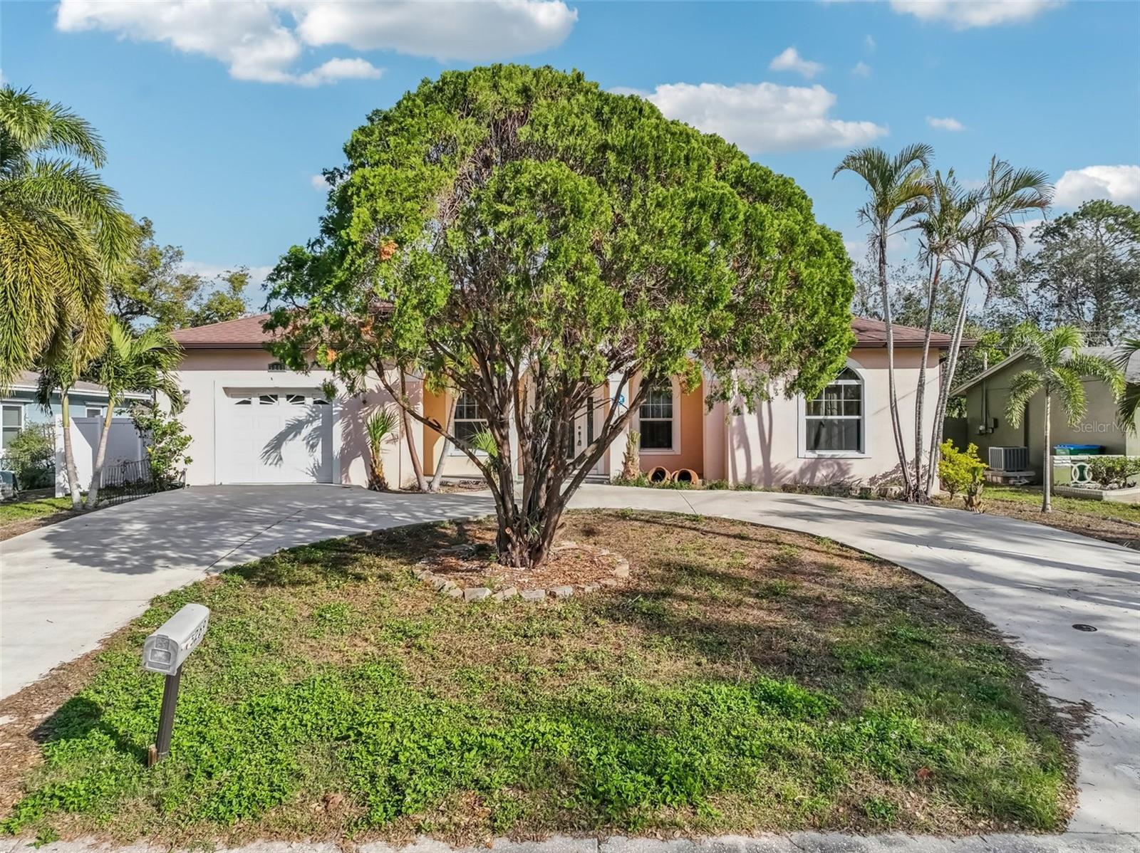 5269 61ST WAY N, KENNETH CITY, FL, 33709