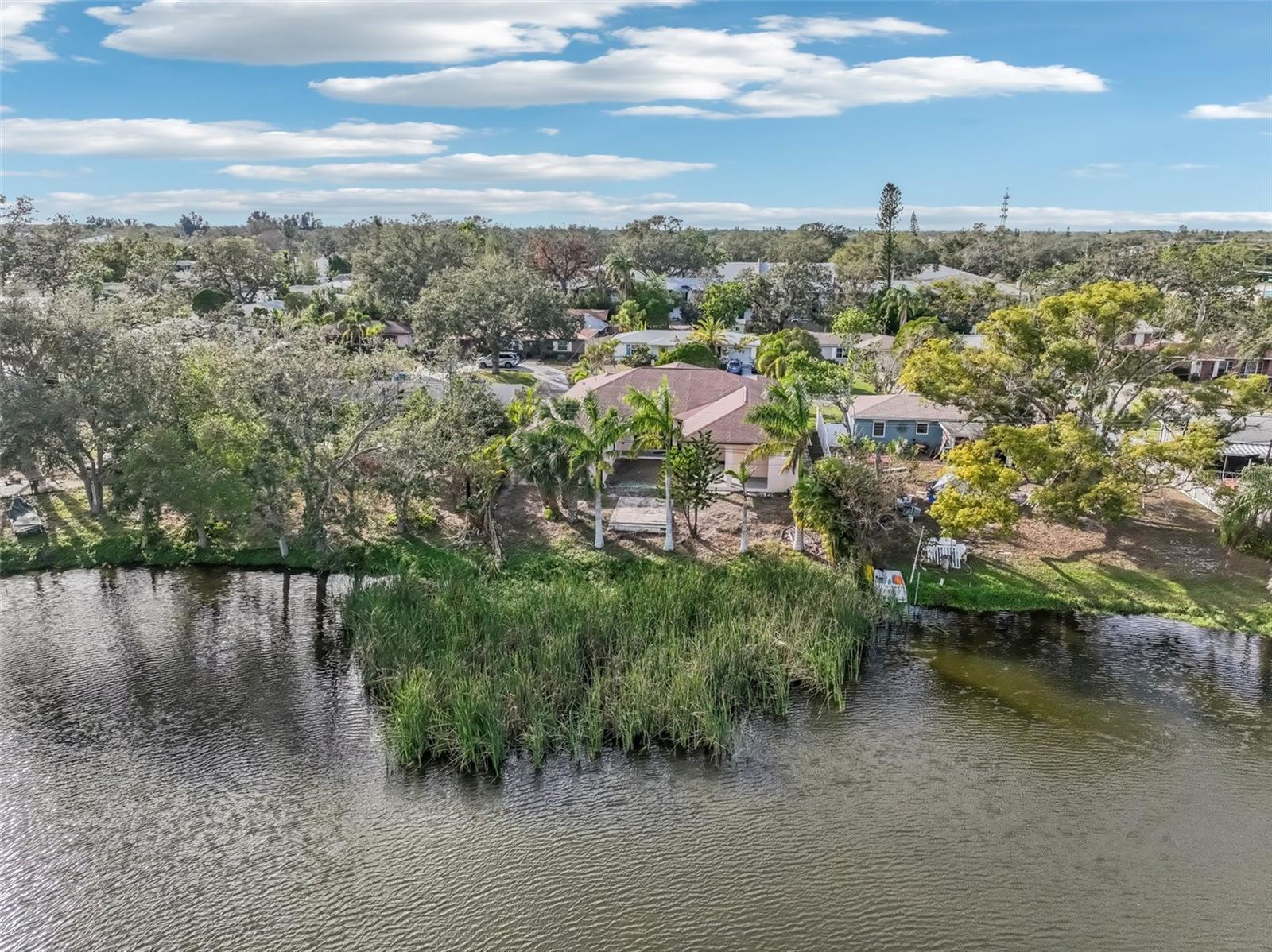 5269 61ST WAY N, KENNETH CITY, FL, 33709