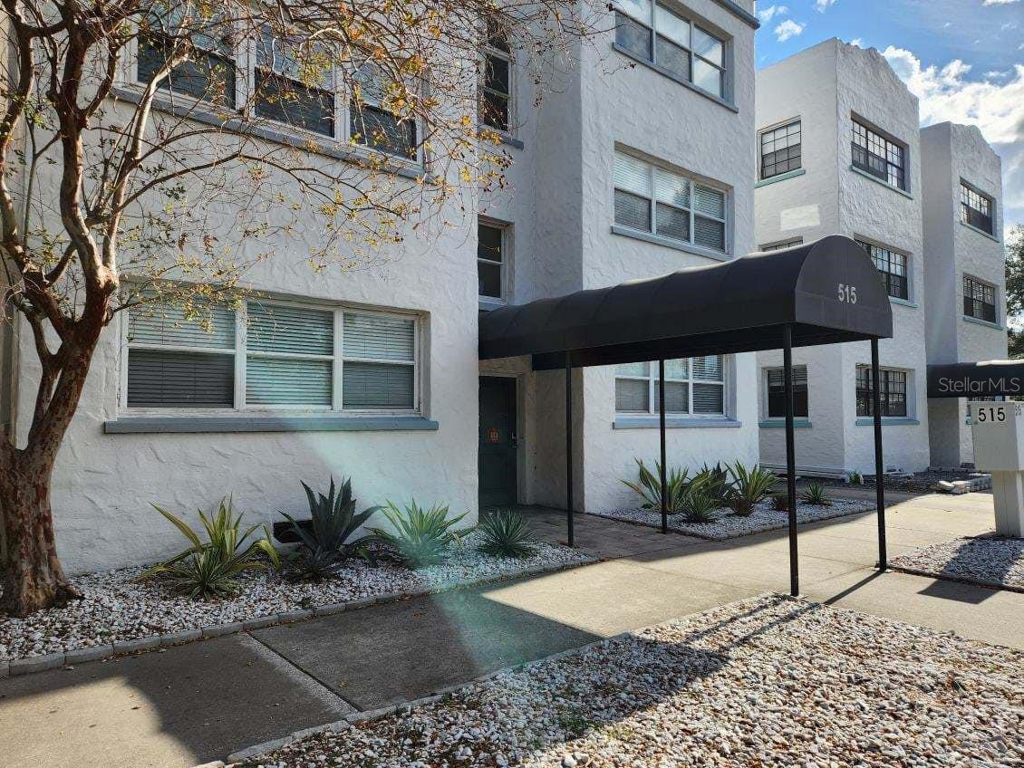 515 COLUMBIA DR #9, TAMPA, FL, 33606