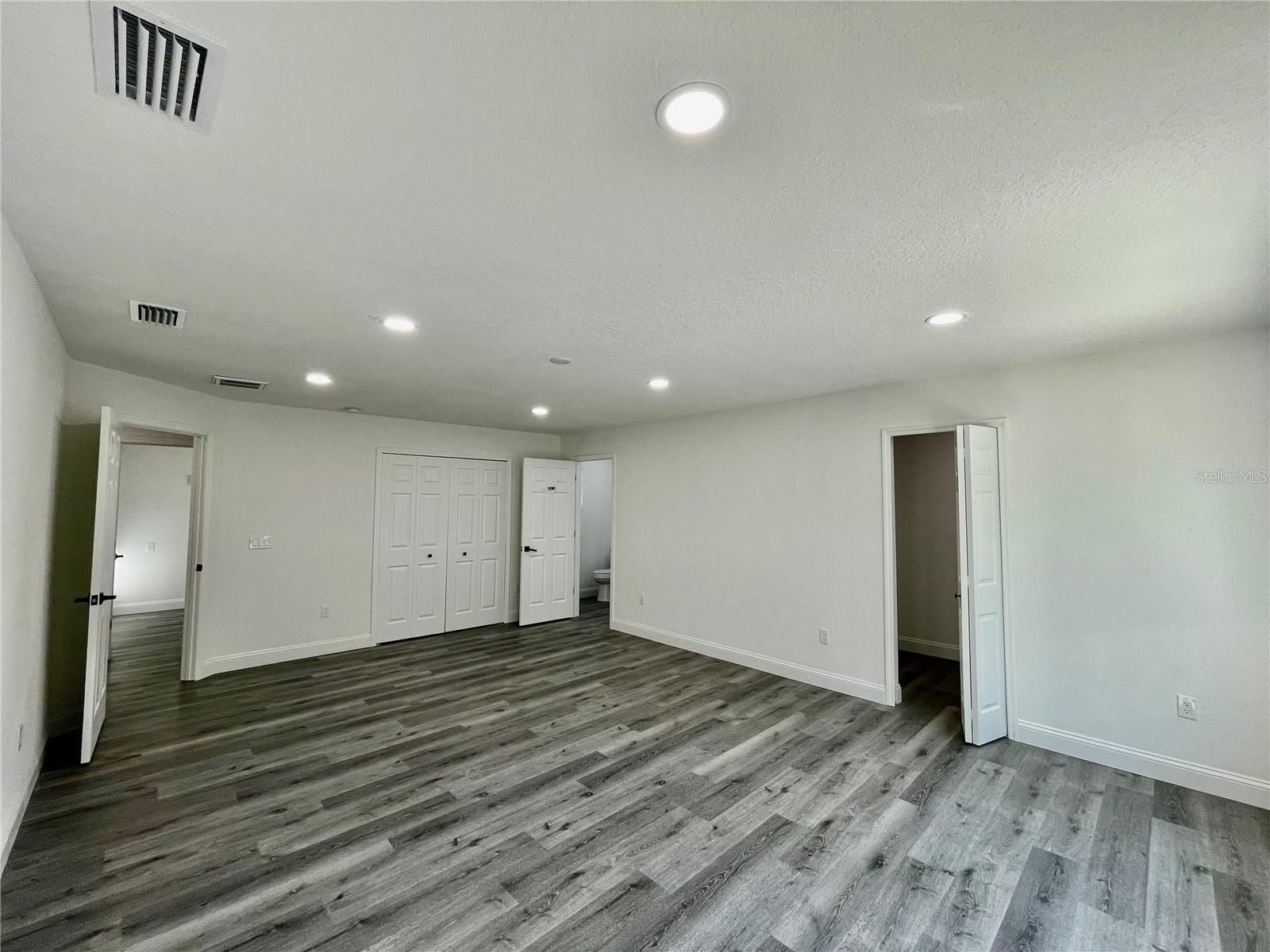 16417 LAKE BYRD DR, TAMPA, FL, 33618