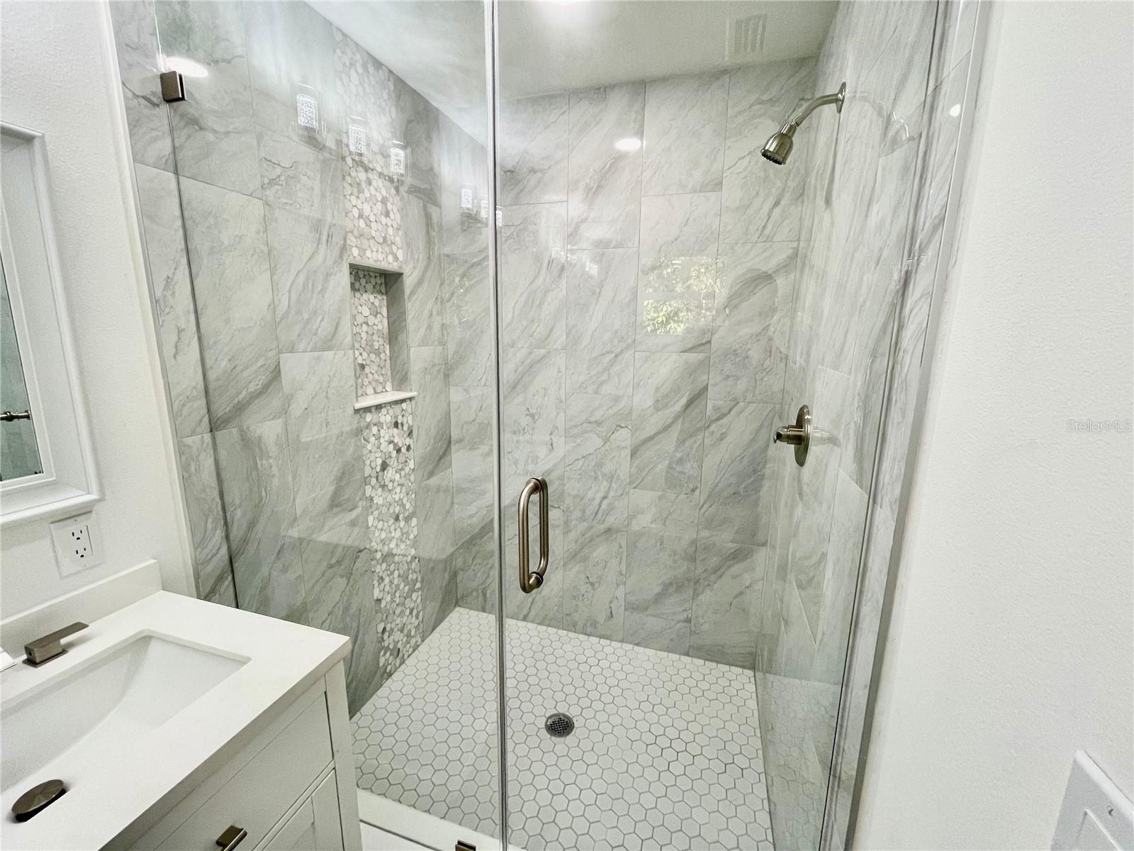 16417 LAKE BYRD DR, TAMPA, FL, 33618