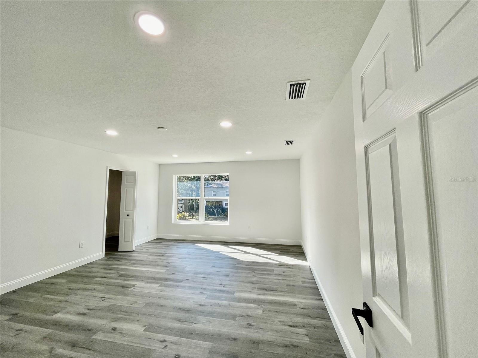 16417 LAKE BYRD DR, TAMPA, FL, 33618