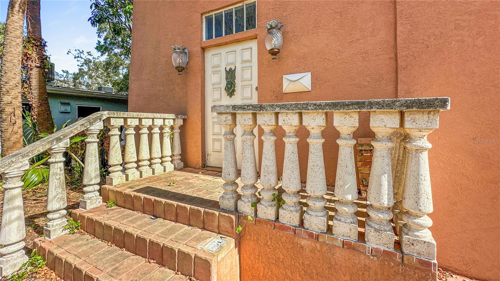 322 S PLANT AVE, TAMPA, FL, 33606