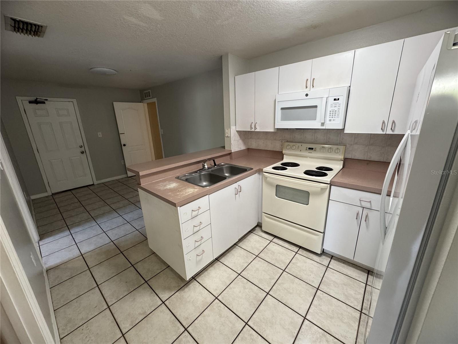 3334-3336 W HEITER ST, TAMPA, FL, 33607