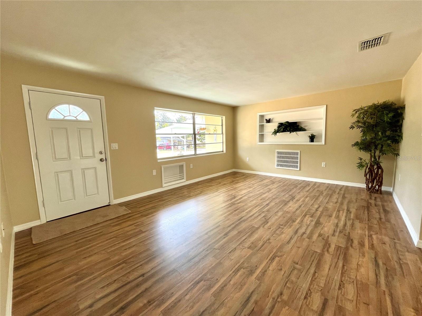 6 S COLUMBUS ST, BEVERLY HILLS, FL, 34465