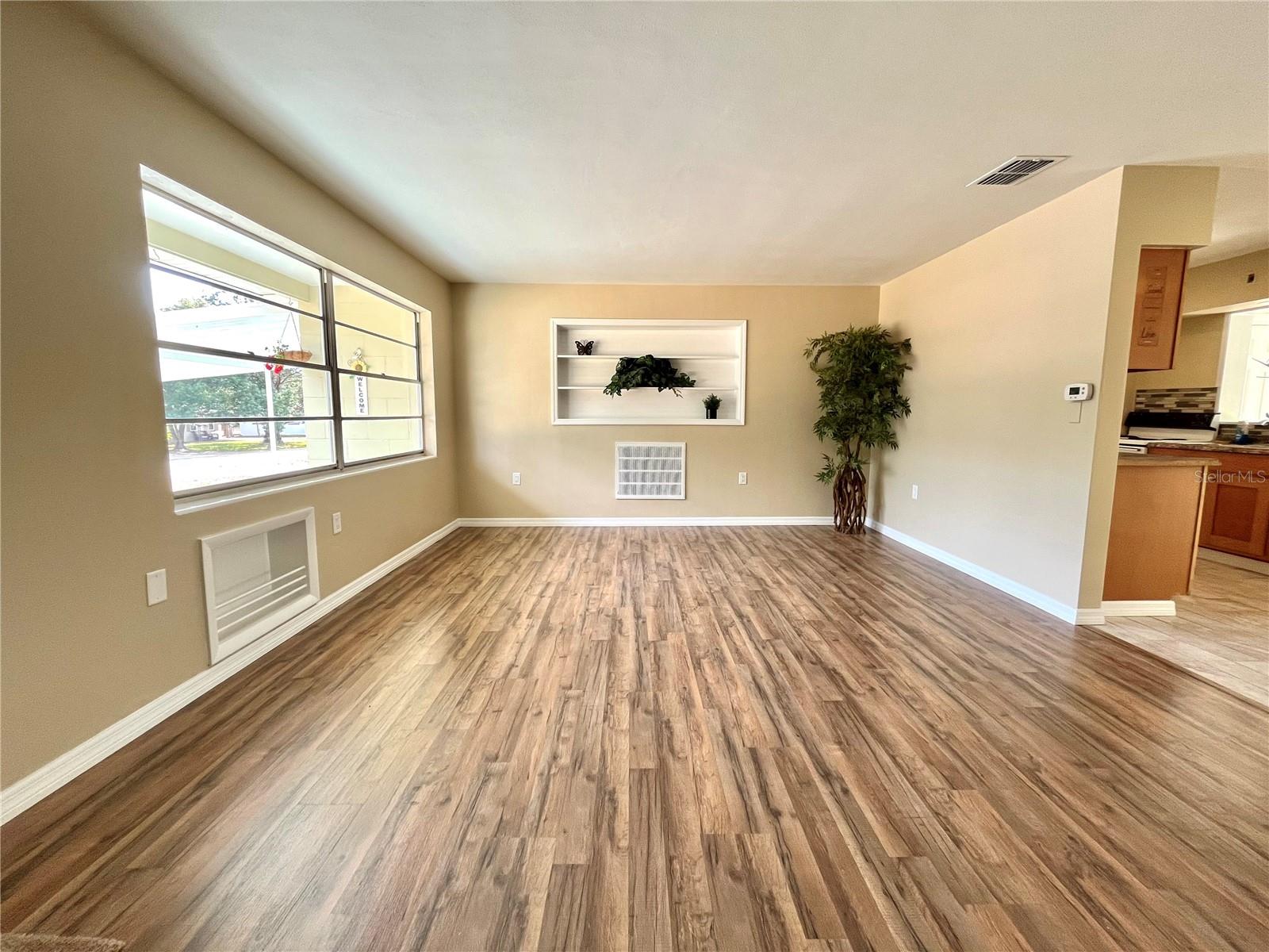 6 S COLUMBUS ST, BEVERLY HILLS, FL, 34465