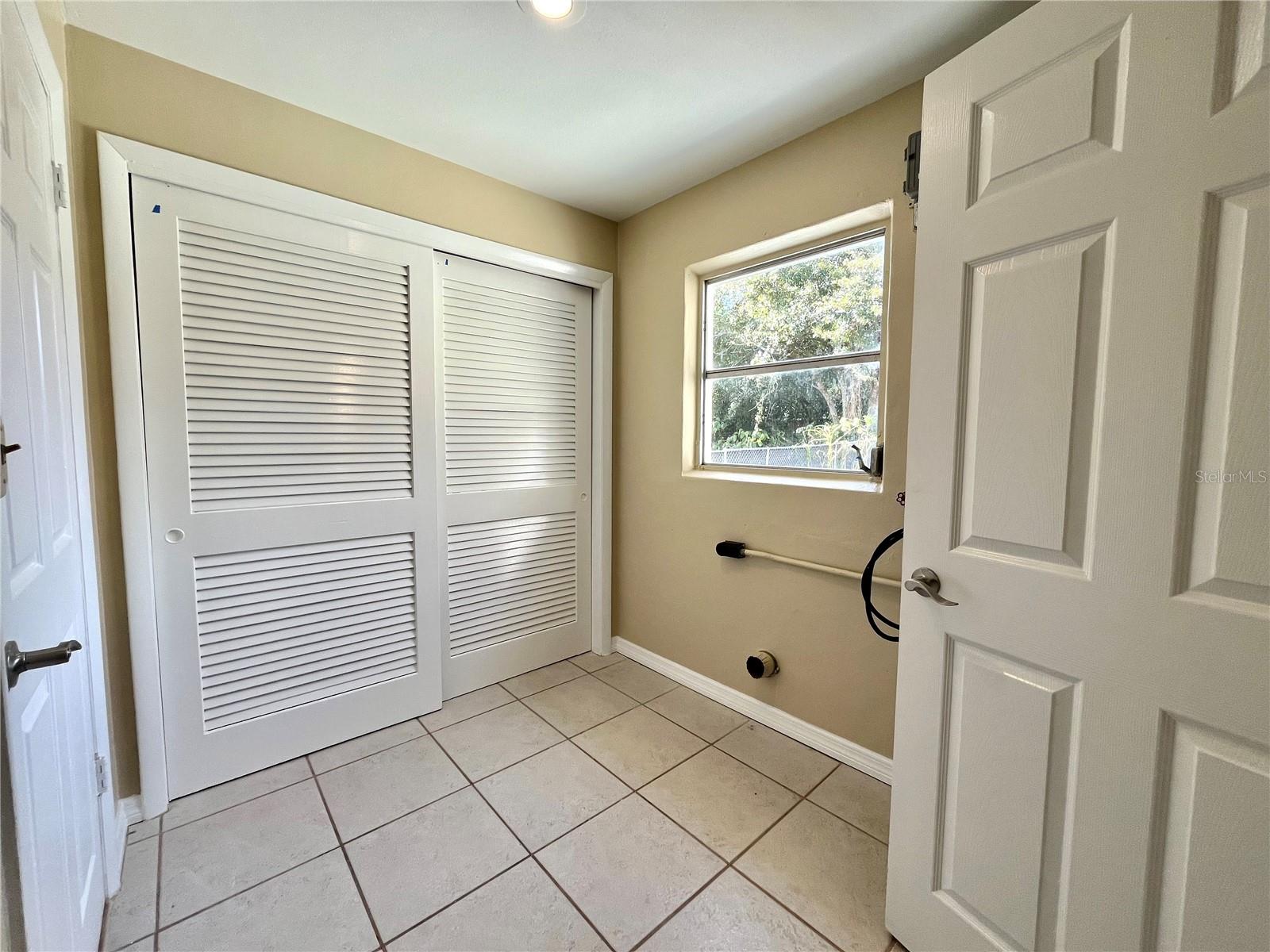 6 S COLUMBUS ST, BEVERLY HILLS, FL, 34465