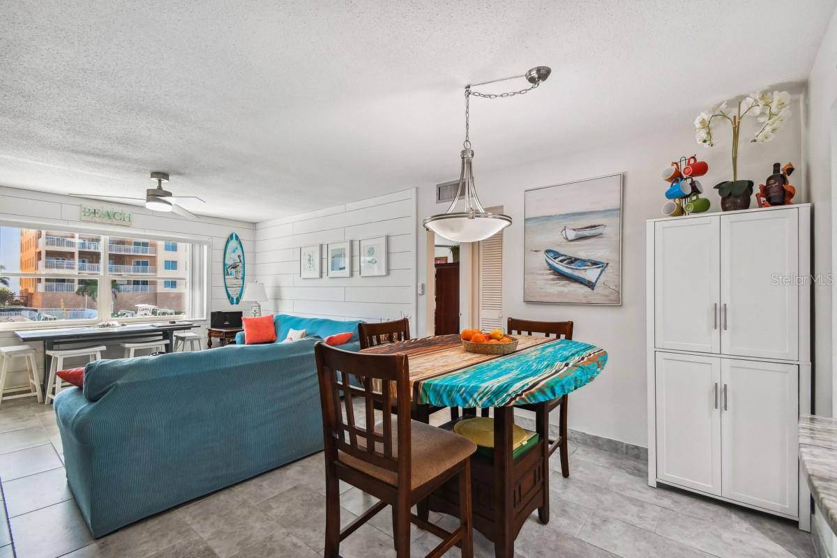 11440 1ST ST E #10, TREASURE ISLAND, FL, 33706