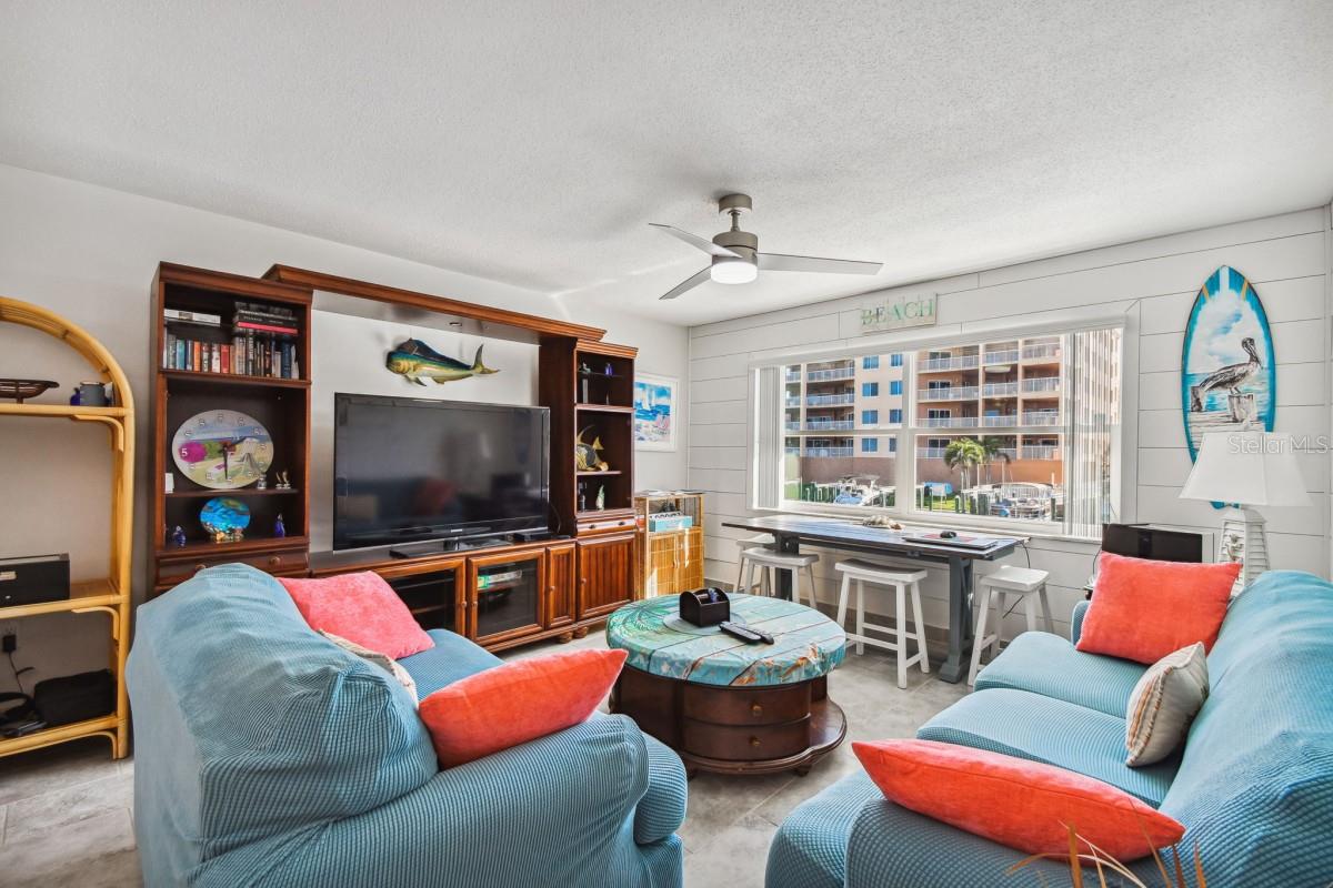 11440 1ST ST E #10, TREASURE ISLAND, FL, 33706
