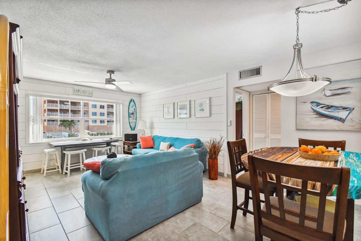 11440 1ST ST E #10, TREASURE ISLAND, FL, 33706