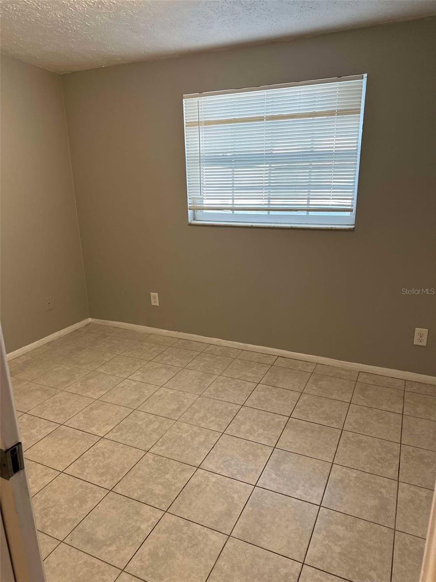 8729 N 48TH ST #A, TAMPA, FL, 33617