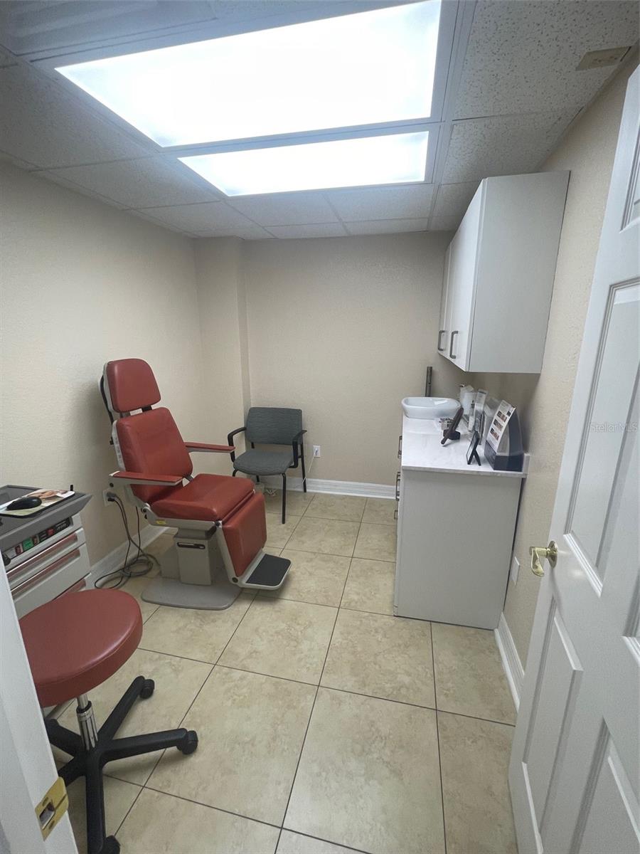 2627/2629 EDGEWATER DR, ORLANDO, FL, 32804