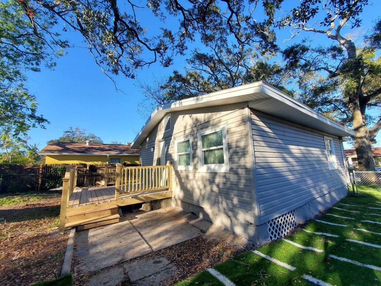 900 JASMINE AVE, HOLLY HILL, FL, 32117