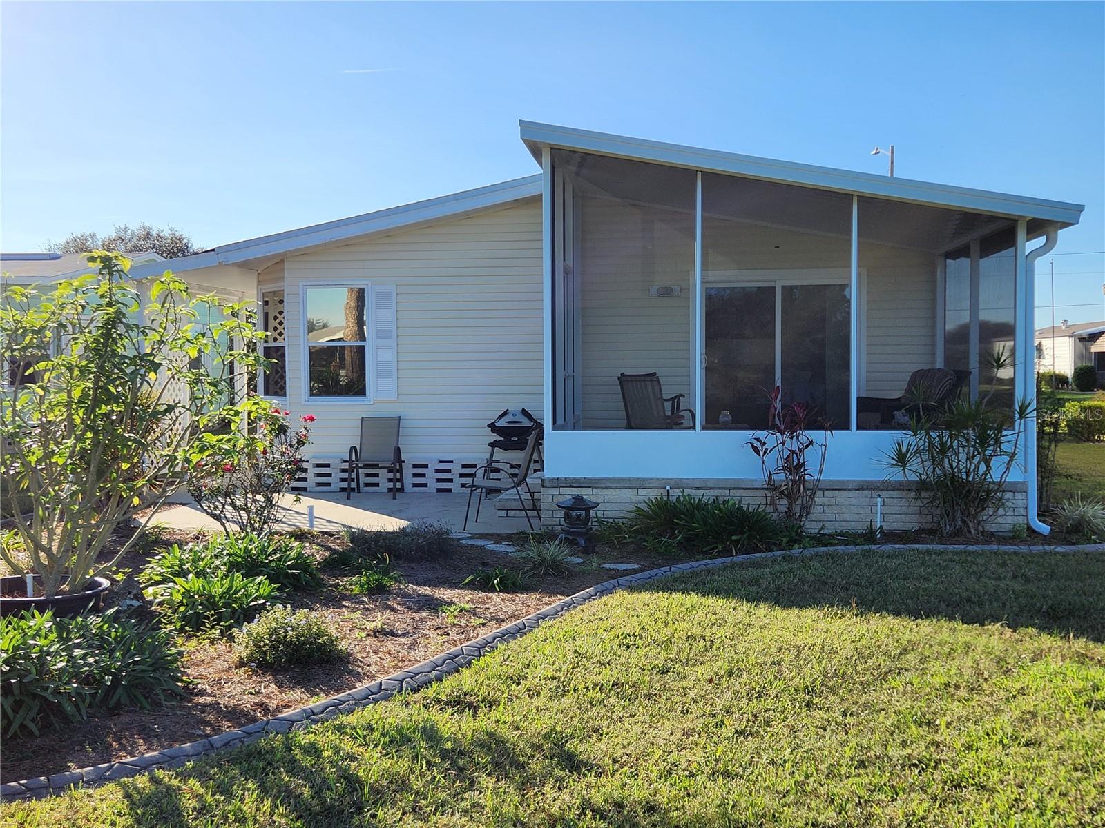 418 VILLAGE CIR SW, WINTER HAVEN, FL, 33880