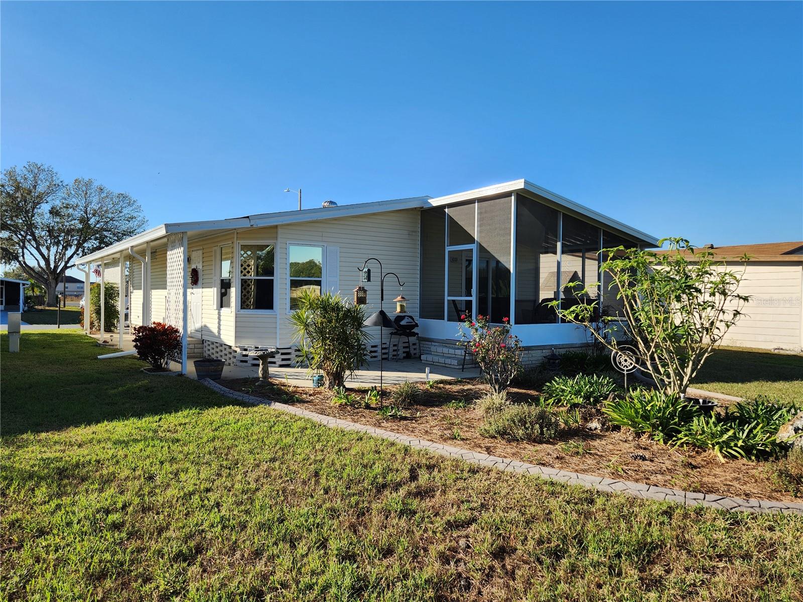 418 VILLAGE CIR SW, WINTER HAVEN, FL, 33880