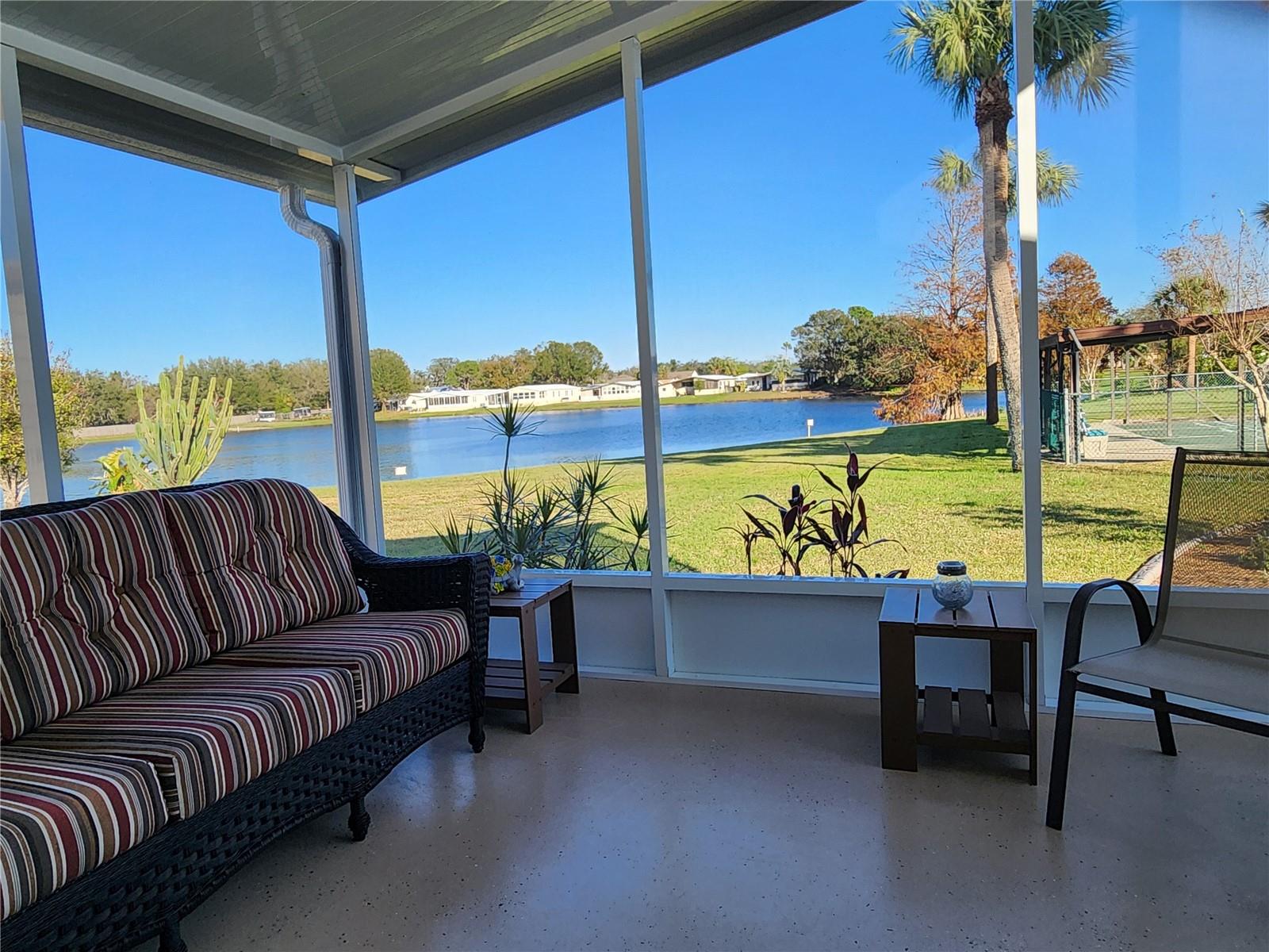 418 VILLAGE CIR SW, WINTER HAVEN, FL, 33880
