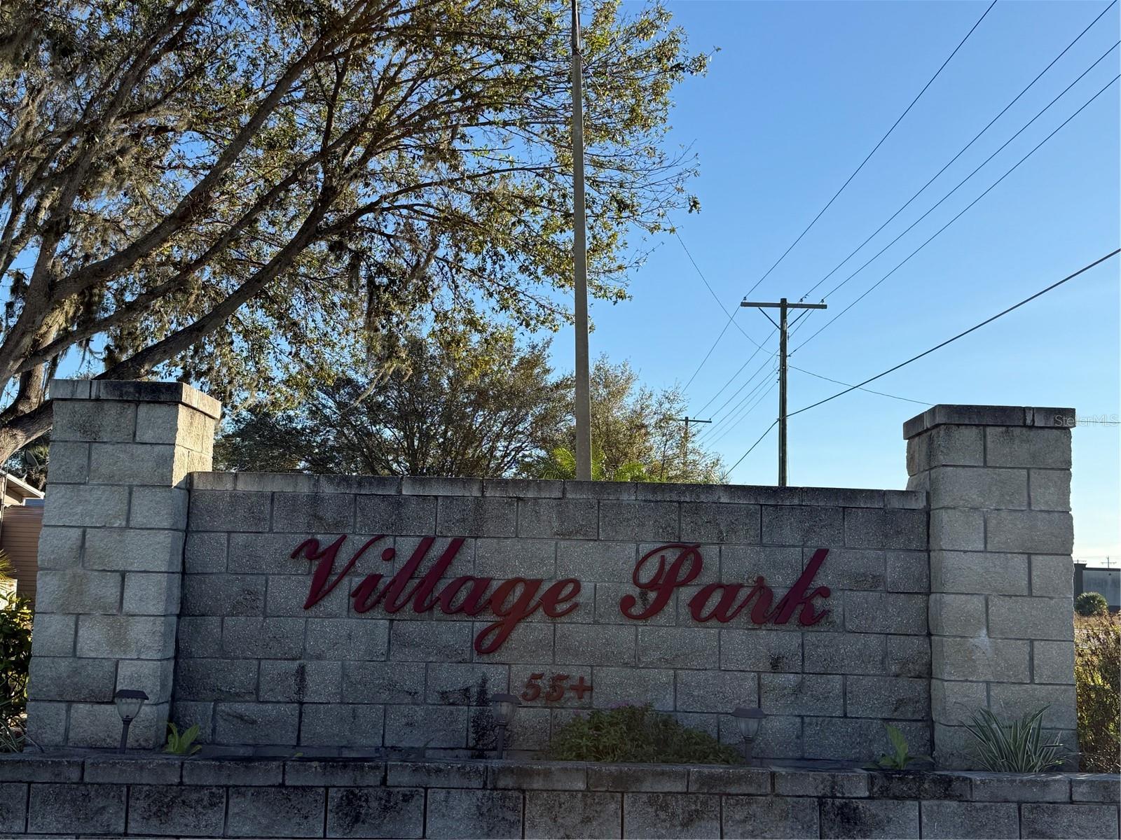 418 VILLAGE CIR SW, WINTER HAVEN, FL, 33880